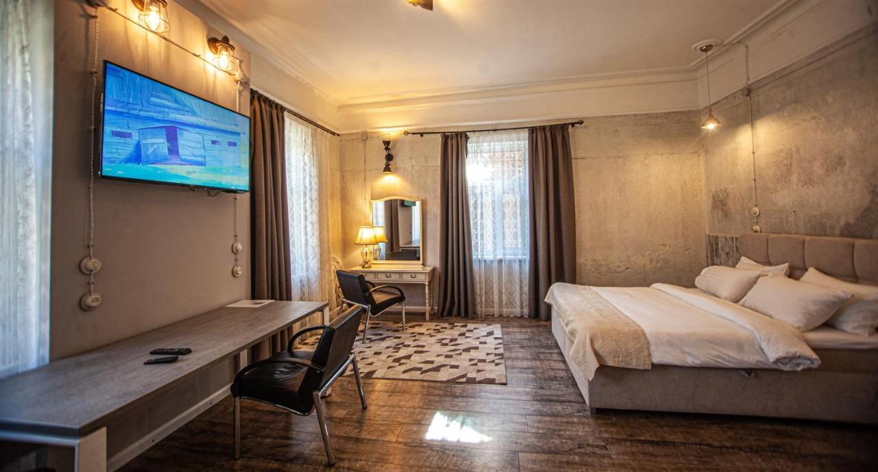 Biplan Hotel Даугавпилс Экстерьер фото