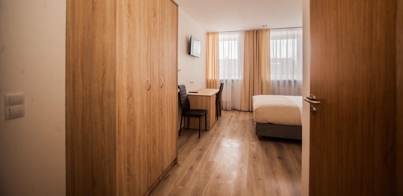 Biplan Hotel Даугавпилс Экстерьер фото