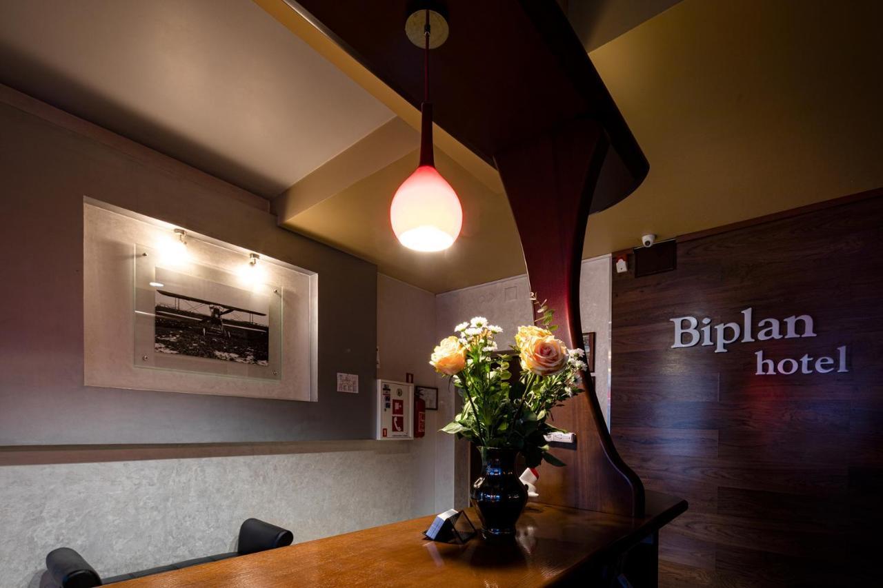 Biplan Hotel Даугавпилс Экстерьер фото